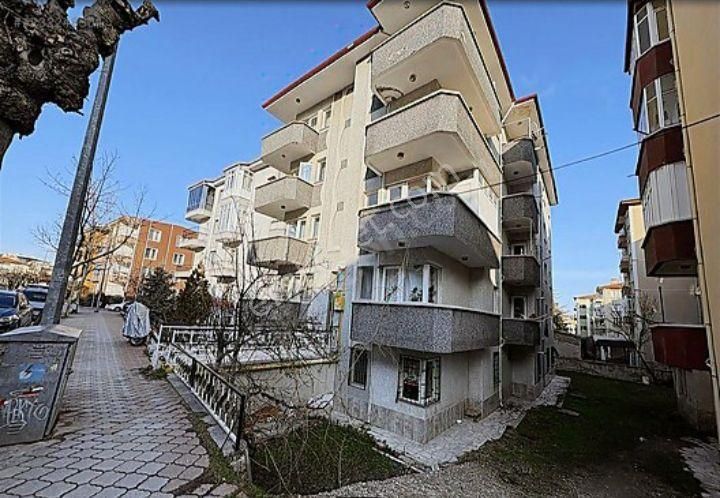 Afyon Cumhuriyet Mahallesi'nde Mesken Tapulu Daire - Görsel 2