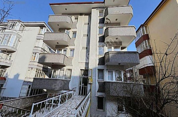 Afyon Cumhuriyet Mahallesi'nde Mesken Tapulu Daire