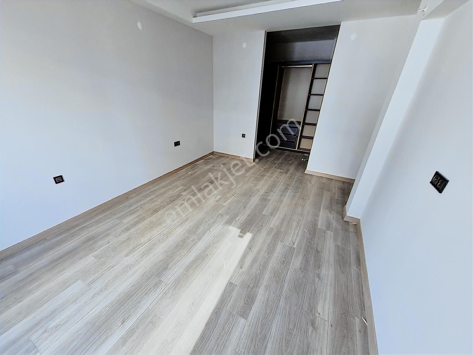 Ovacık Merkezde Lüks Site İçerisinde 4+1 Daire Realty Gate'ten - Görsel 16