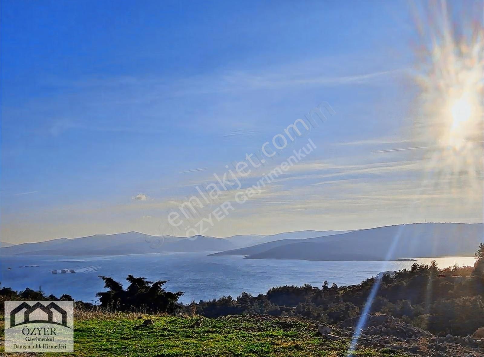 Mordogan Kamukentte Köşe 2.5 Kat Vılla Imarlı Satılık Arsa