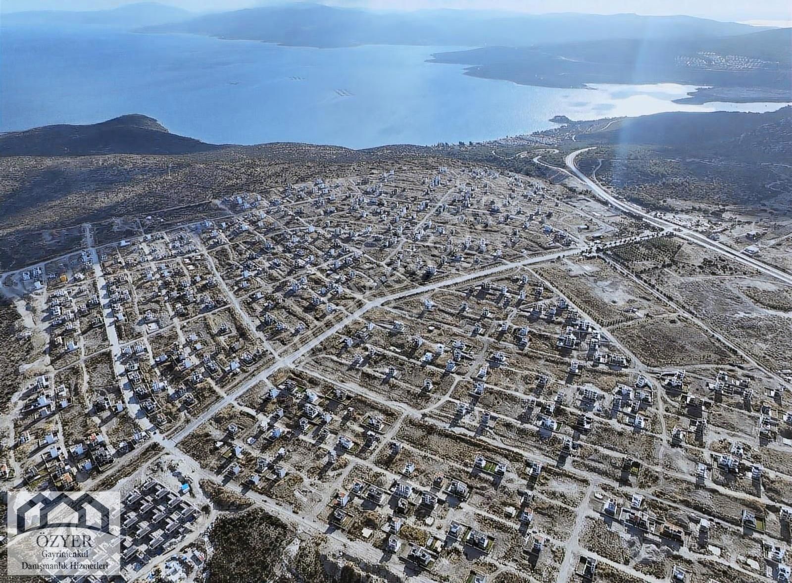 Mordogan Kamukentte Köşe 2.5 Kat Vılla Imarlı Satılık Arsa - Görsel 8