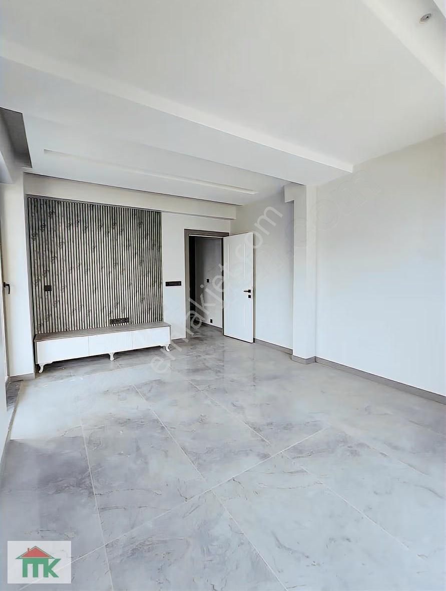 Fatih'de Müstakil Tadında 2+1 Ve 3+1 Satılık Daireler - Görsel 12