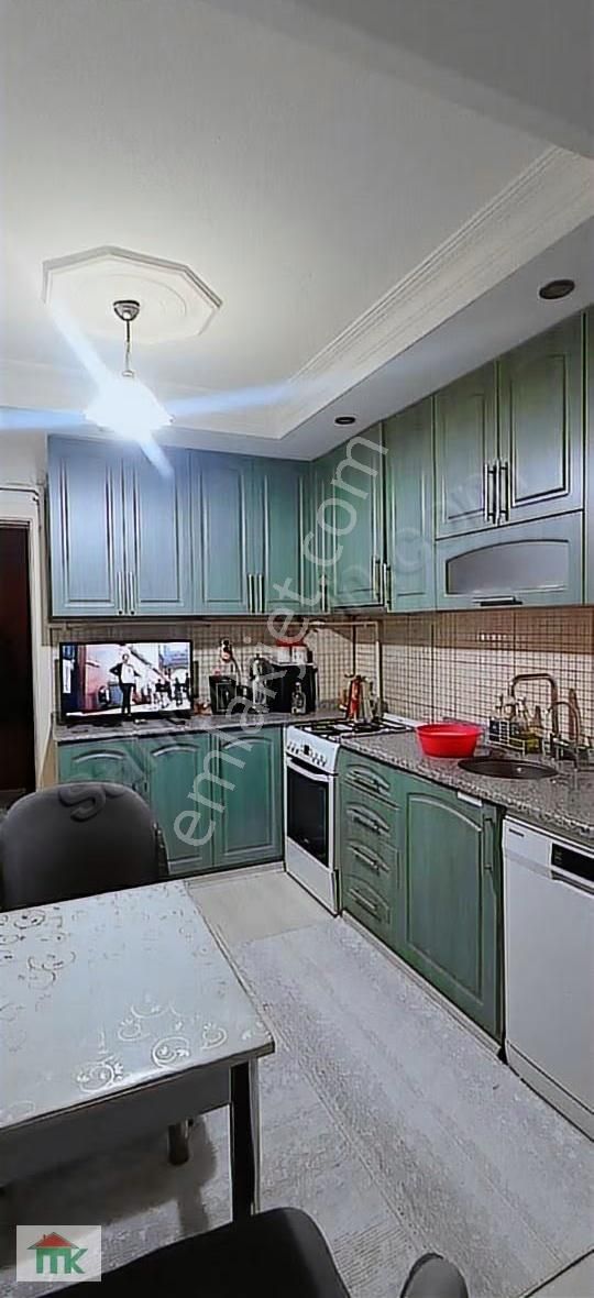 Hacıkaplanlarda 3+1 140 M2 Masrafsız 25 Yıllık Daire