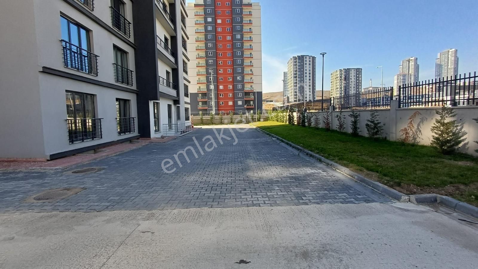 Yenimahalle Yuva Mah.de Satılık Geniş Sıfır Lüks 4+1 Daire - Görsel 9