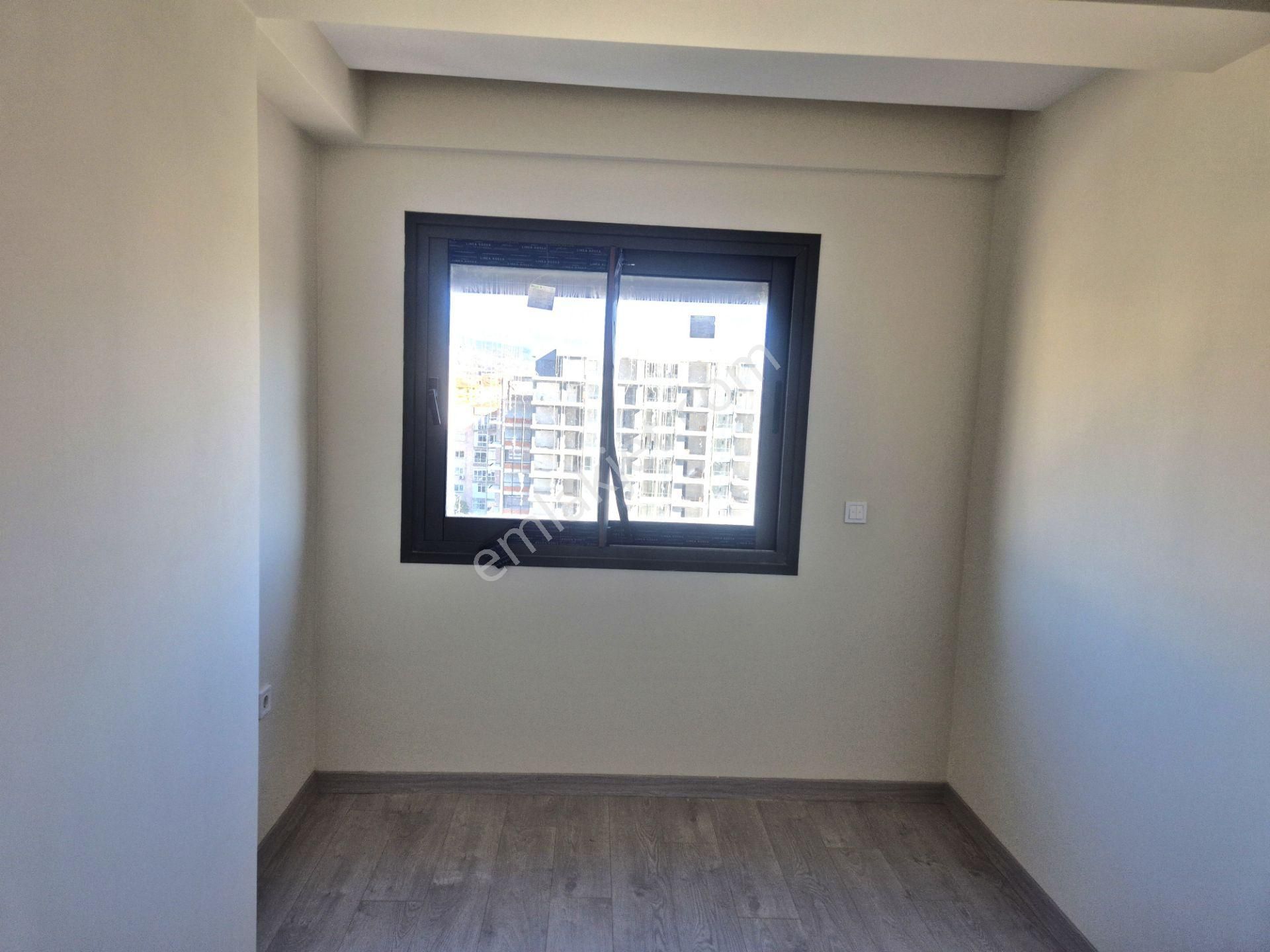 İzmir Bayraklı Manavkuyu Mahallesi Satılık 3+1 Sıfır Daire - Görsel 19