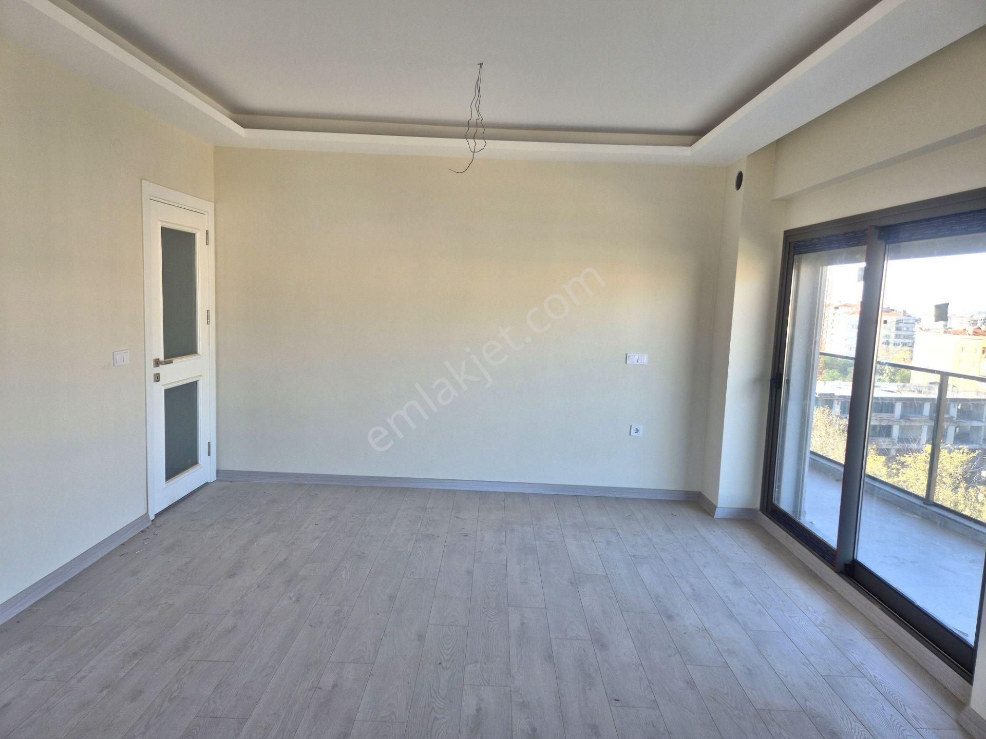 İzmir Bayraklı Manavkuyu Mahallesi Satılık 3+1 Sıfır Daire - Görsel 10