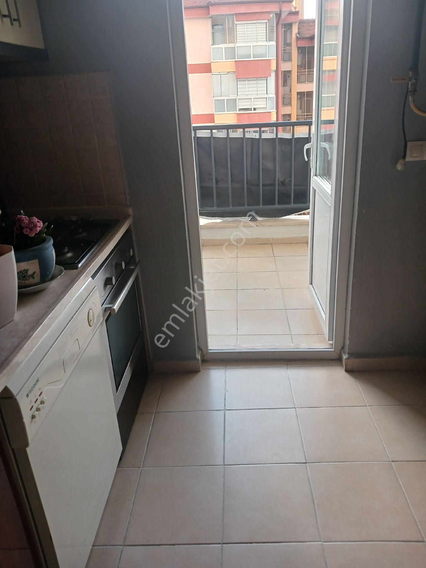 Osmangazi Doğanbey Tokide Kiralık 3+1 Daire - Görsel 2