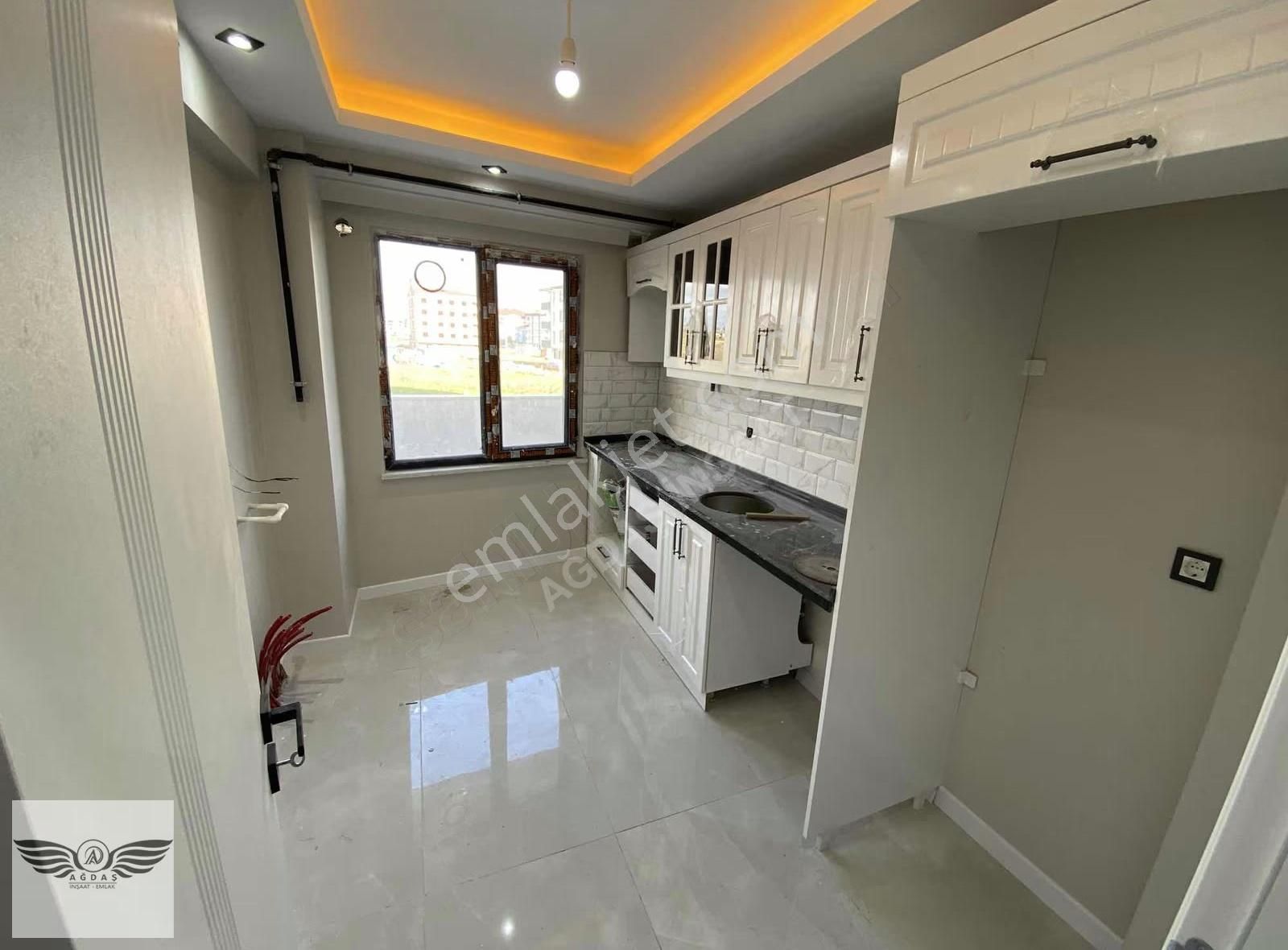 Merkezi Konumda 2+1 Yüksek Giriş Teras Balkonlu Sıfır - Görsel 18