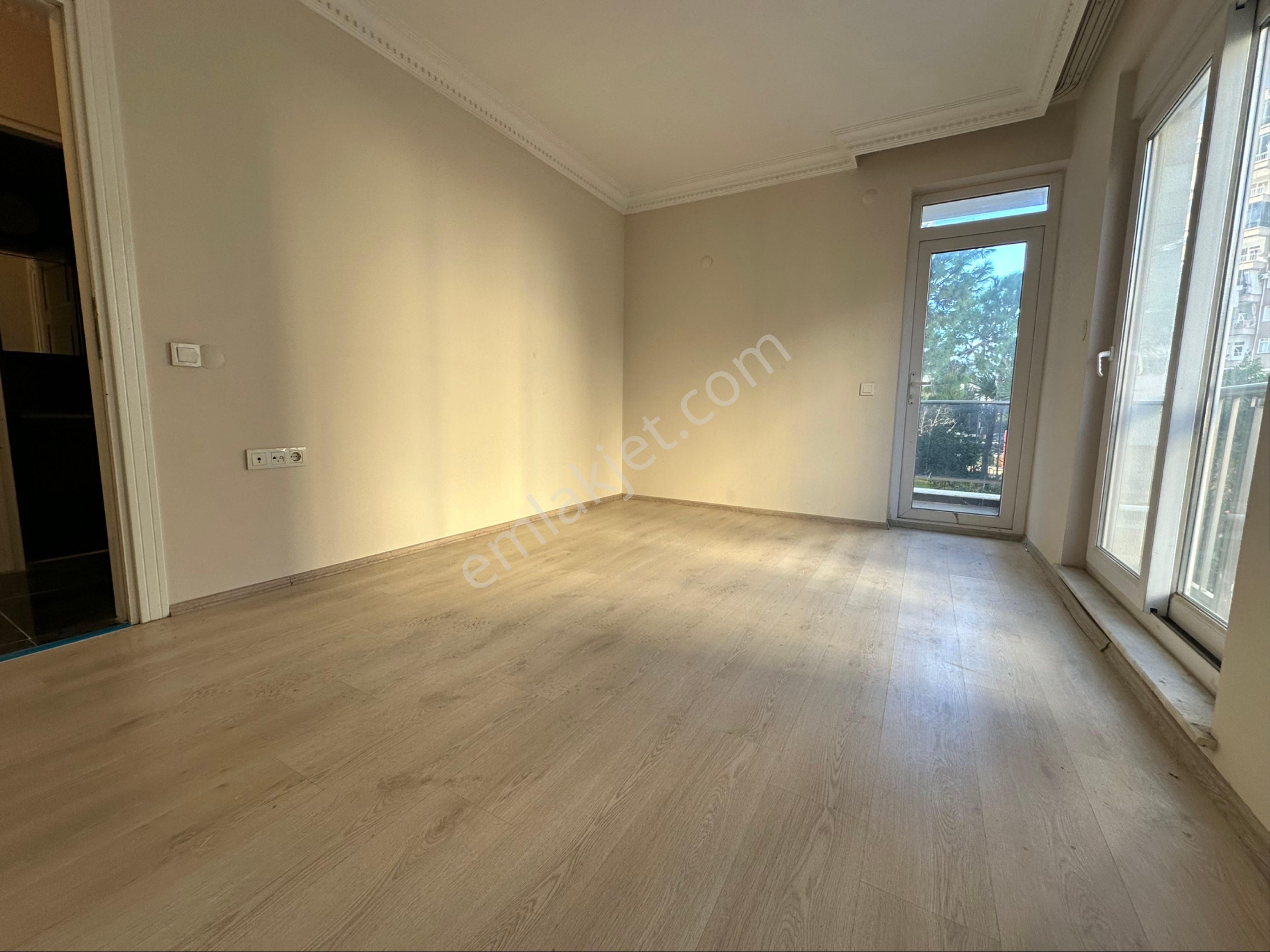 Meydankavağı’nda Asansörlü Havuzlu Katta Satılık 2+1 Daire - Görsel 13