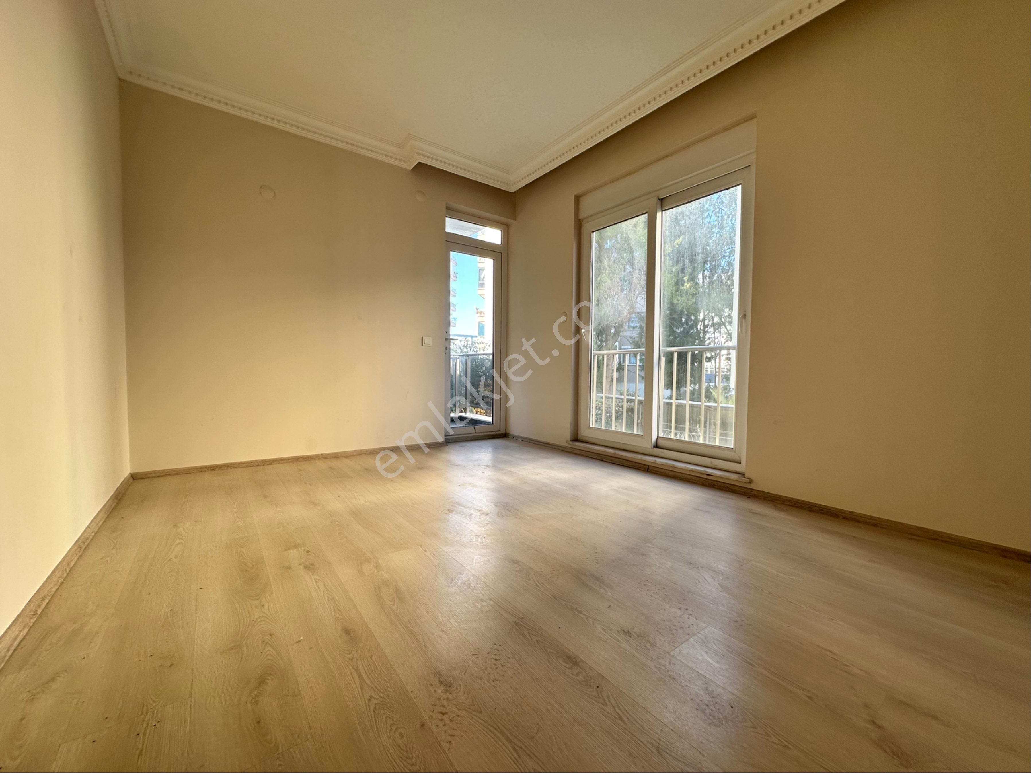 Meydankavağı’nda Asansörlü Havuzlu Katta Satılık 2+1 Daire - Görsel 12