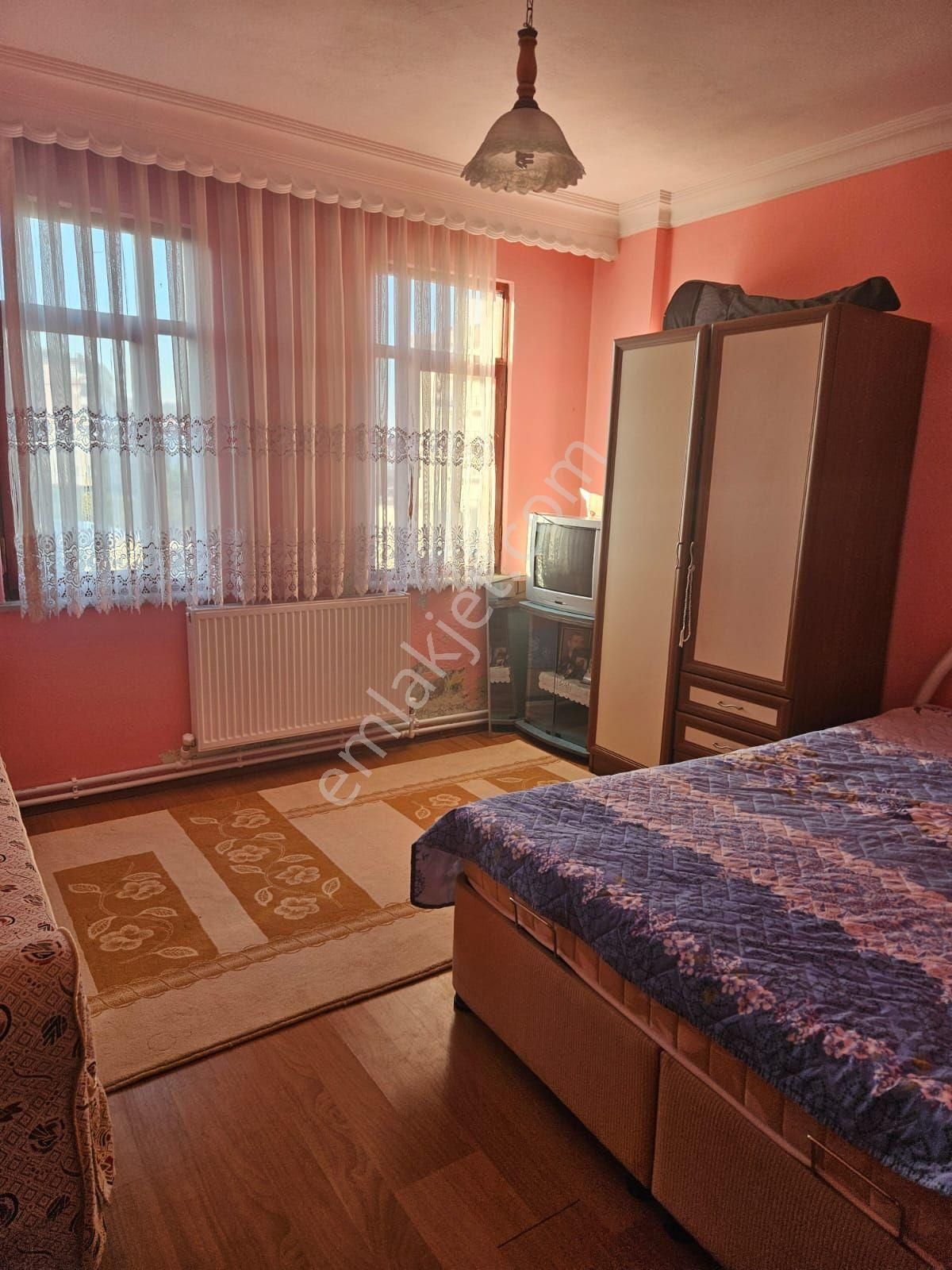 Memurdan, Doğalgazlı, Asansörlü, Teleferik Manzaralı Daire - Görsel 8