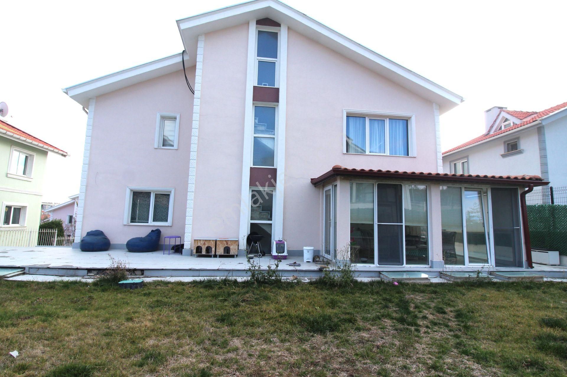 Kiralık Villa 5+2 470m2 Özlükent Sitesi Alacaatlı Yaşamkent - Görsel 6