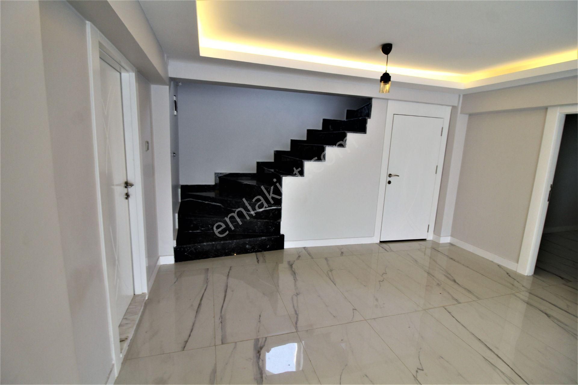 Kiralık Villa 5+2 470m2 Özlükent Sitesi Alacaatlı Yaşamkent - Görsel 16