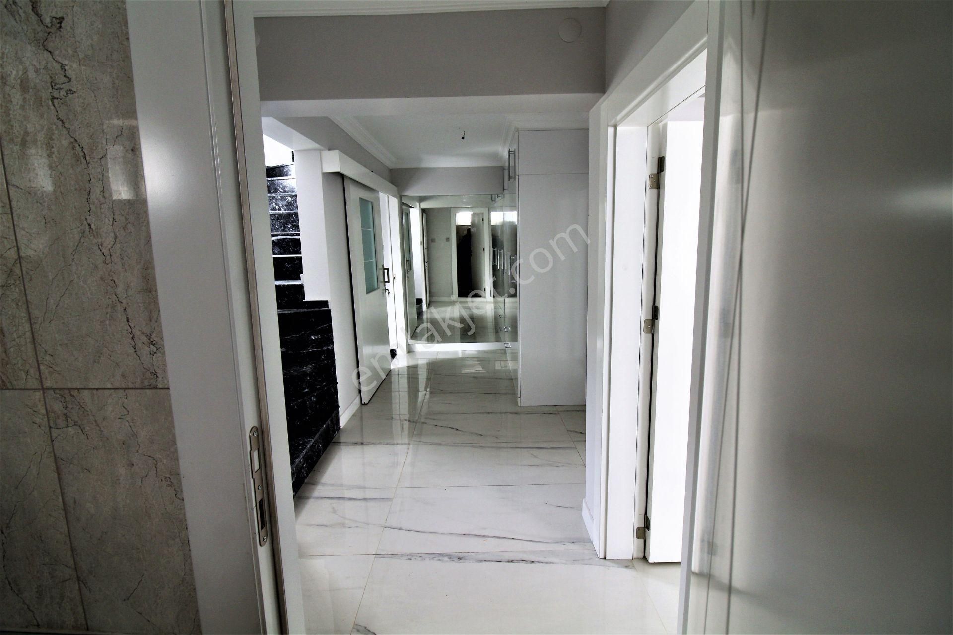 Kiralık Villa 5+2 470m2 Özlükent Sitesi Alacaatlı Yaşamkent - Görsel 20