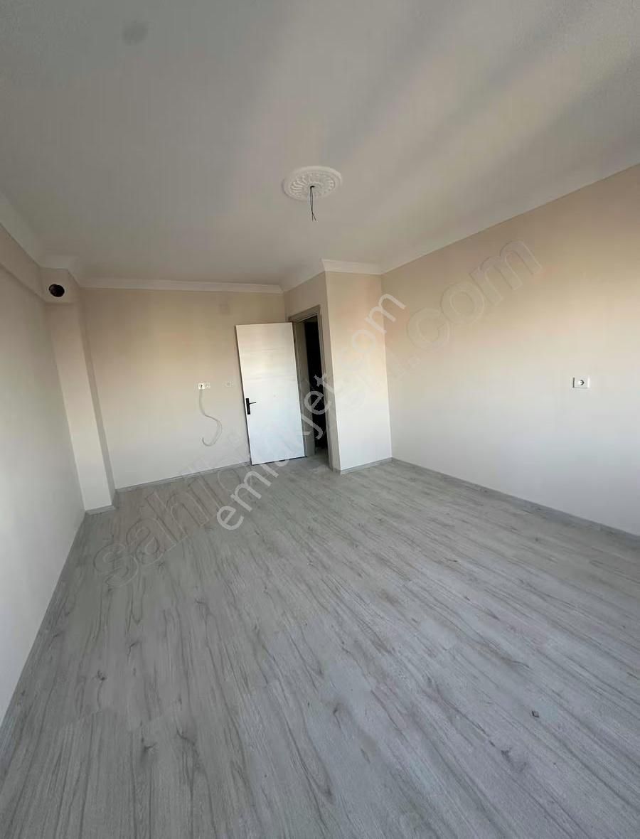 Emrah Emlaktan Cumhuriyet Mah Satılık Daire - Görsel 13