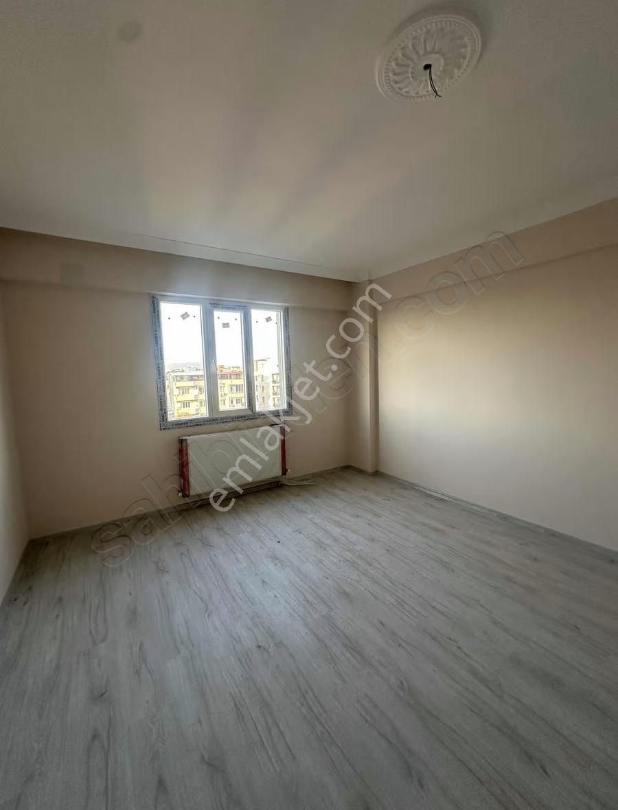 Emrah Emlaktan Cumhuriyet Mah Satılık Daire - Görsel 18