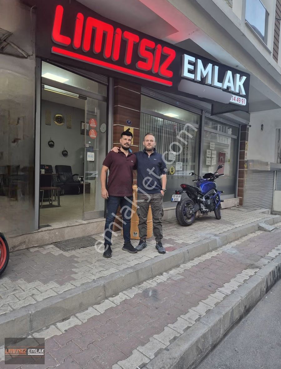 Menemen Türkelli'de / 2644 M2 / Tek Tapu / İçinde Yapı Mevcut - Görsel 9