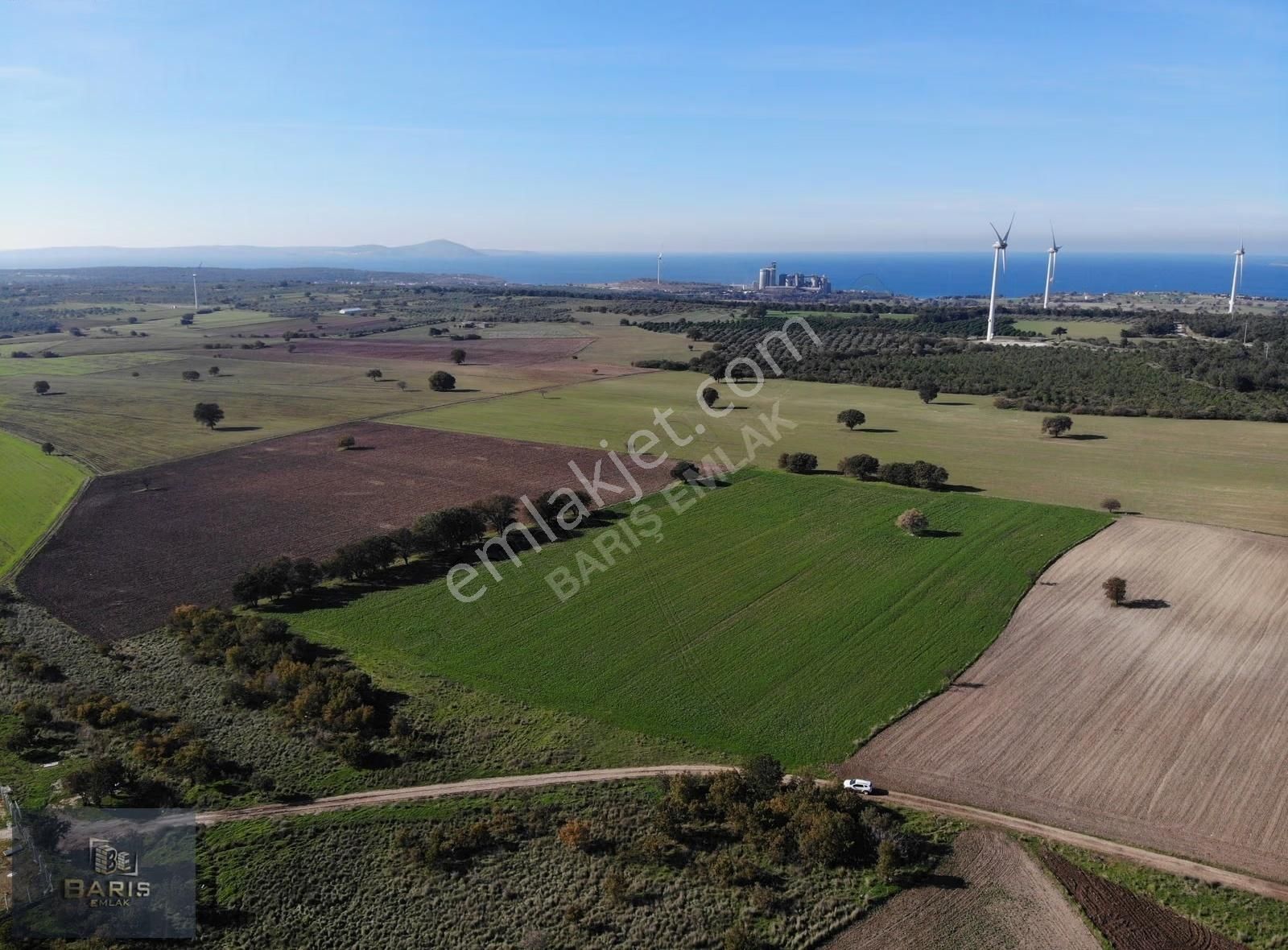 Çanakkale Ezine Üvecik Köyünde Satılık Hobi Bahçesi - Görsel 16