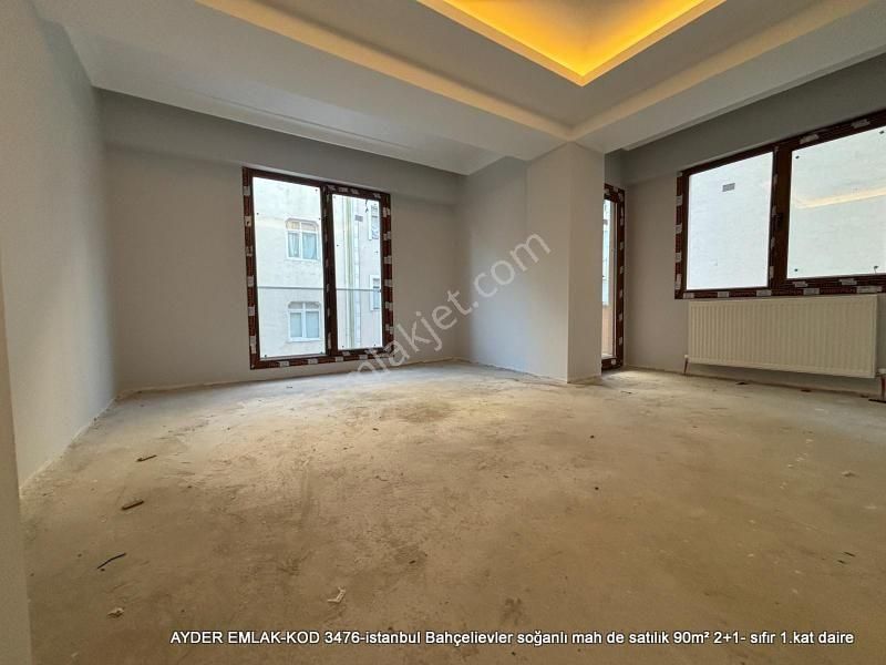 İstanbul Bahçelievler Soğanlı Mah De Satılık 90m² 2+1- Sıfır 1.kat Daire