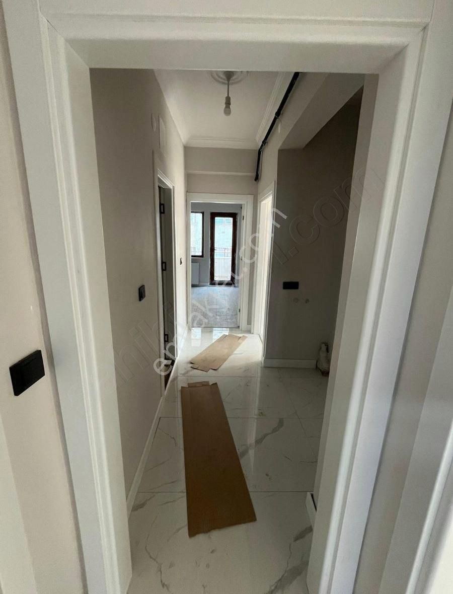 1 Nolu Beşirlide Sıfır Tadilatlı Cadde Üstü Fırsat 3+1 Daire - Görsel 11