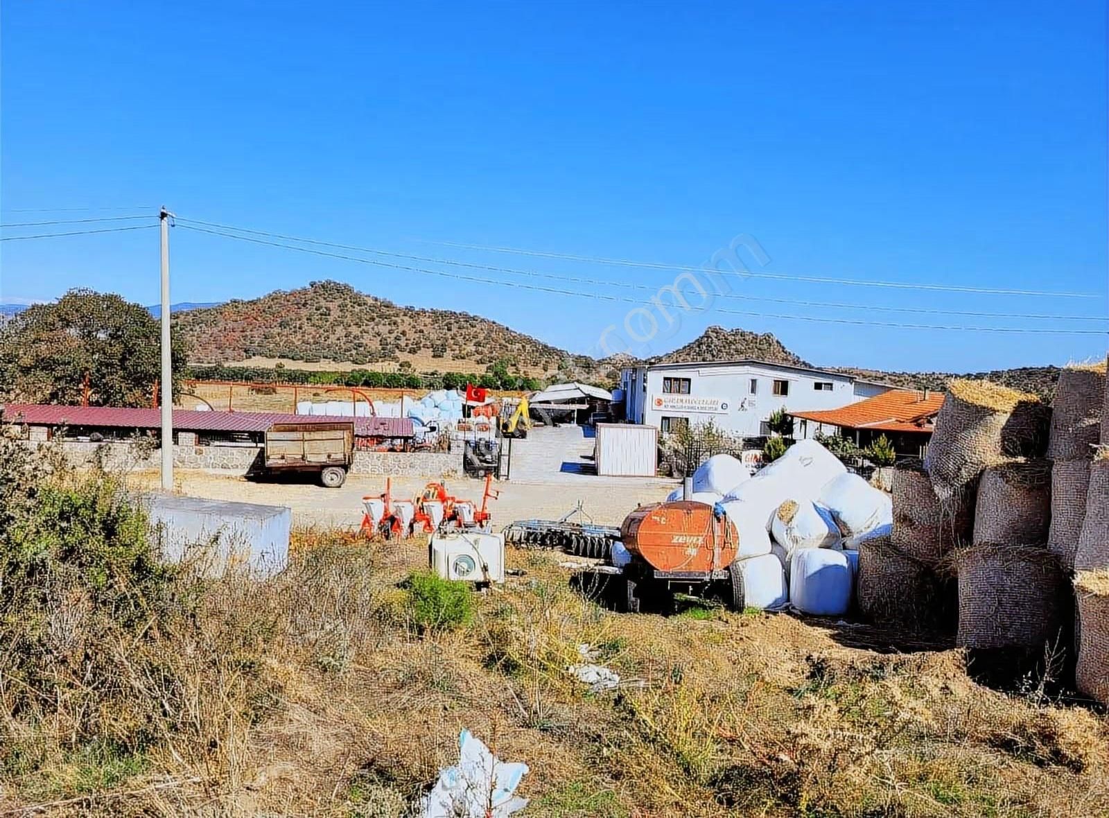 Dikili'de 14814 M2 Tam Donanımlı Büyükbaş Çiftlik Tesisi - Görsel 28