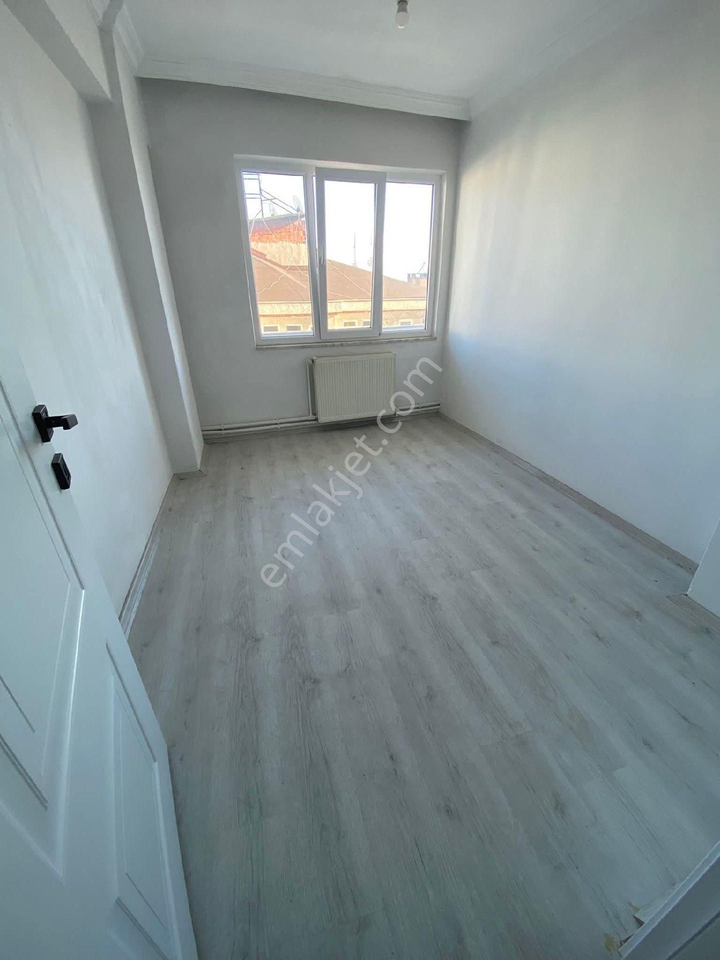 Samsun İlkadım Hançerli Mahallesi'nde Bulvar Üzerinde Asansörlü 3+1 Satılık Daire