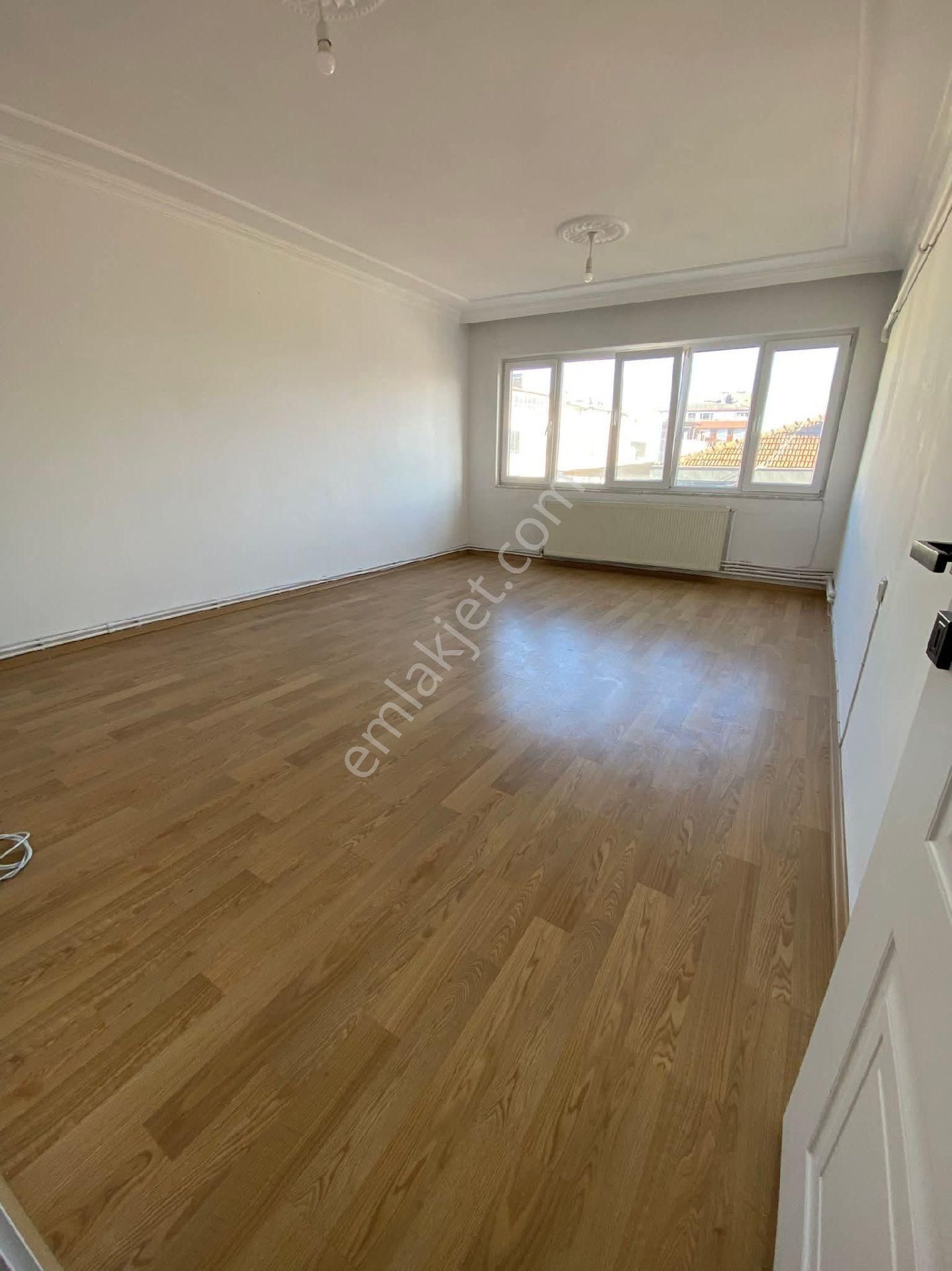 Samsun İlkadım Hançerli Mahallesi'nde Bulvar Üzerinde Asansörlü 3+1 Satılık Daire - Görsel 7