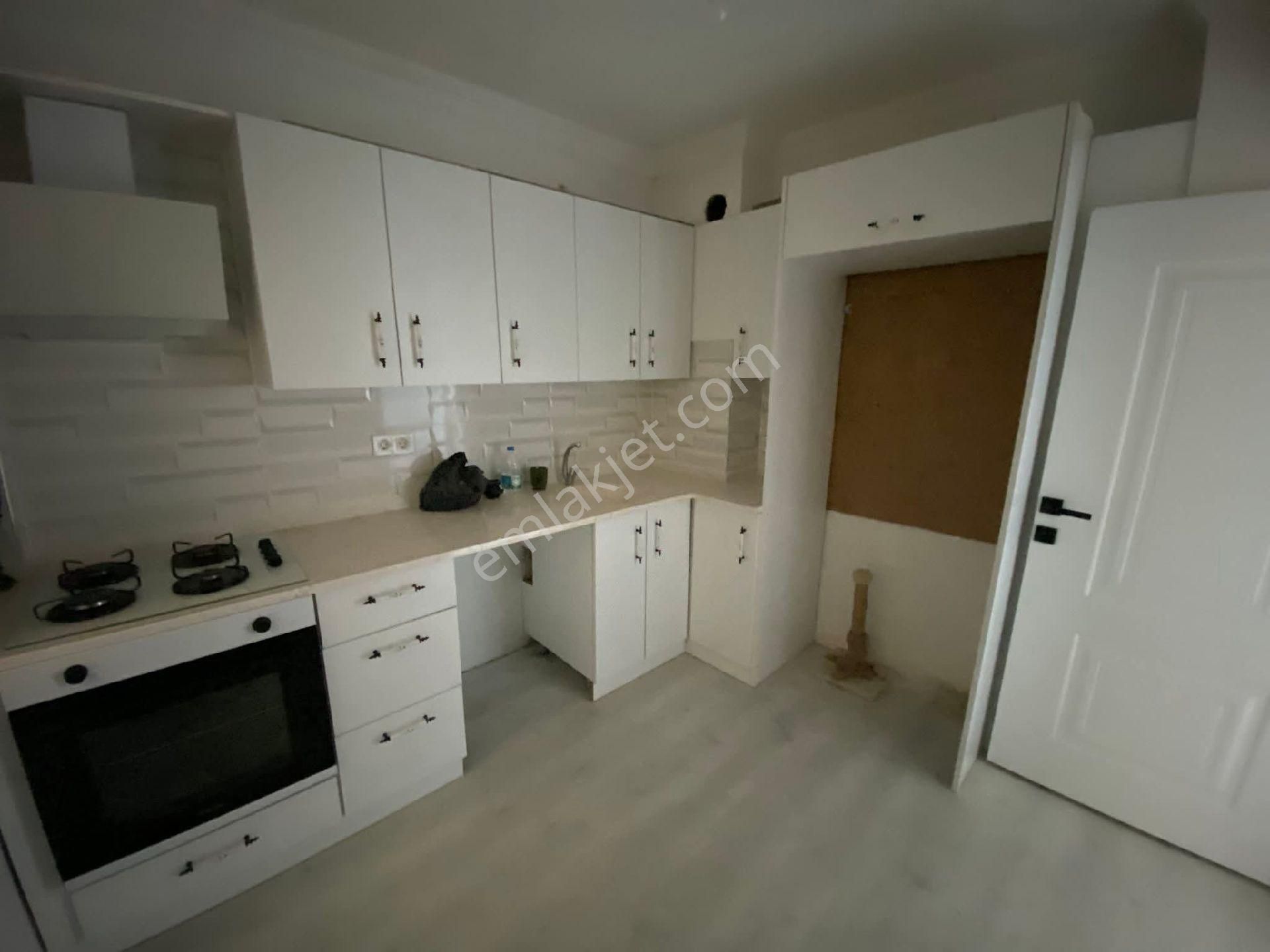 Samsun İlkadım Hançerli Mahallesi'nde Bulvar Üzerinde Asansörlü 3+1 Satılık Daire - Görsel 6