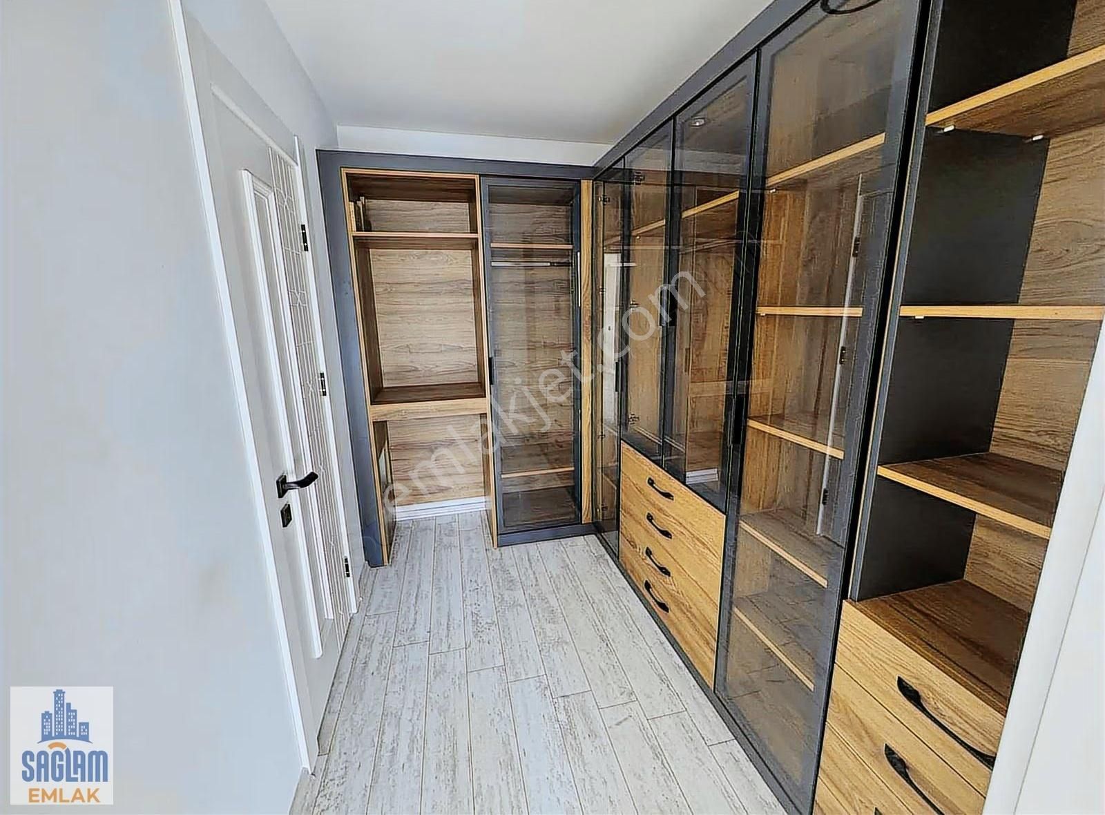 Sağlam Emlaktan Selçukluda Satılık Ultra Lüks 4+1 Daire - Görsel 32