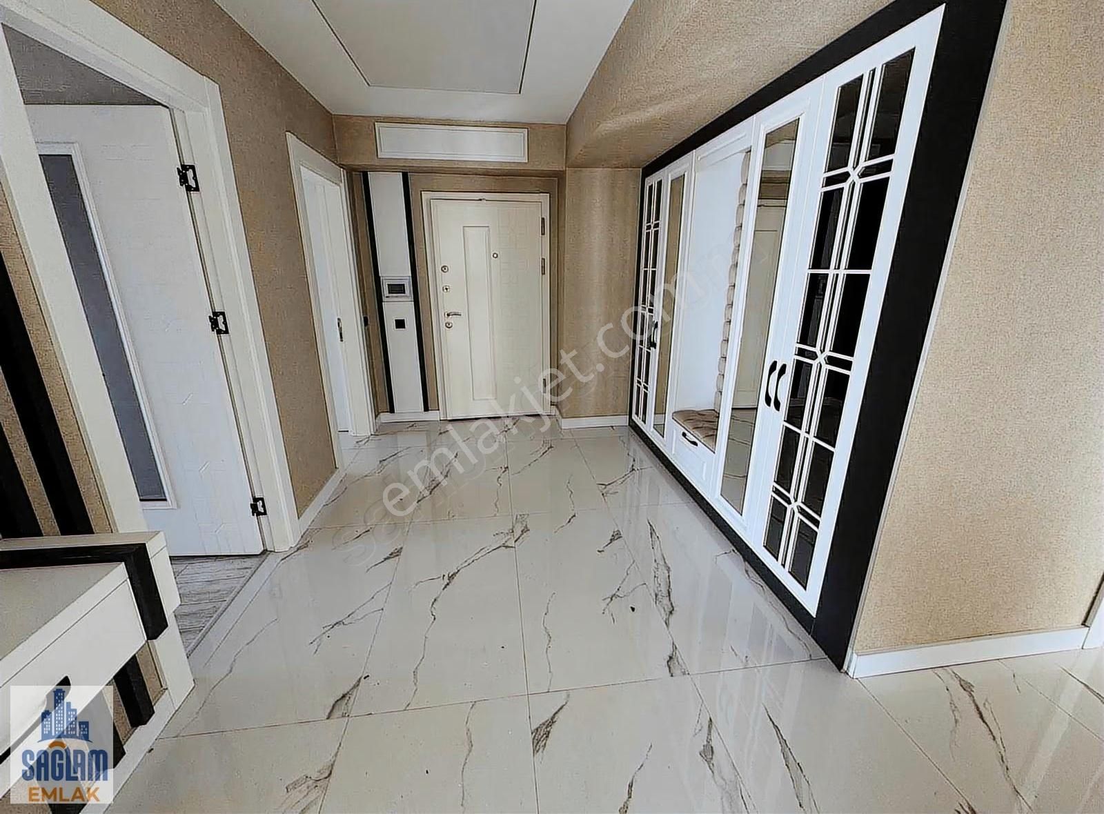 Sağlam Emlaktan Selçukluda Satılık Ultra Lüks 4+1 Daire - Görsel 34
