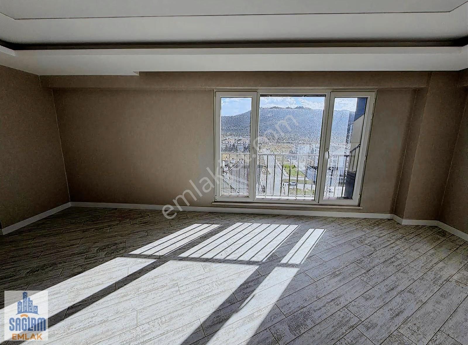 Sağlam Emlaktan Selçukluda Satılık Ultra Lüks 4+1 Daire - Görsel 33
