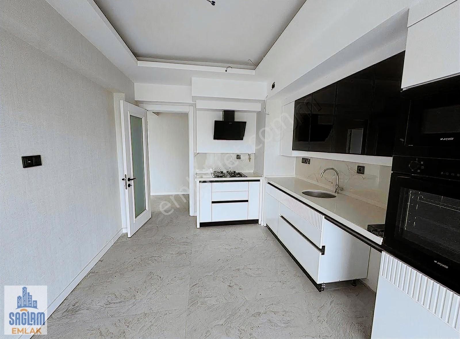 Sağlam Emlaktan Uydukent Selçukluda Satılık Lüks 4+1daire - Görsel 14