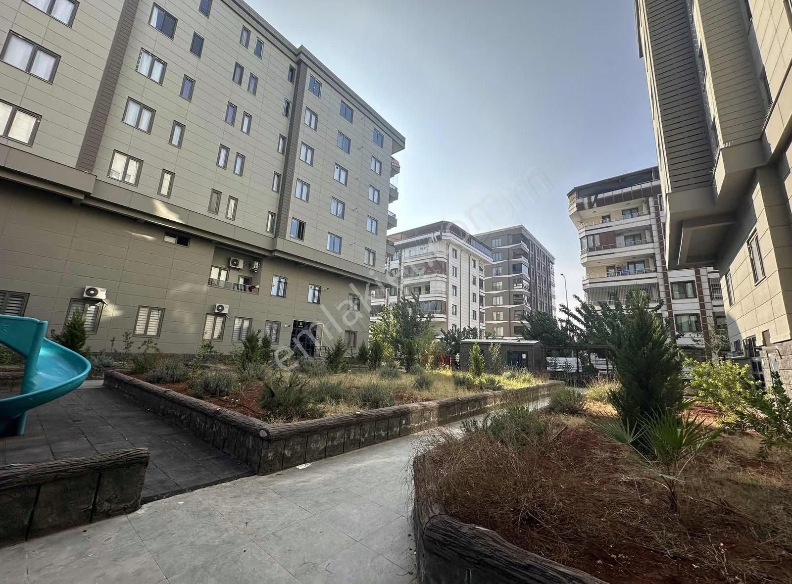 2+1 Amerikan Murfaklı Full Eşyalı Acill Süper Daire