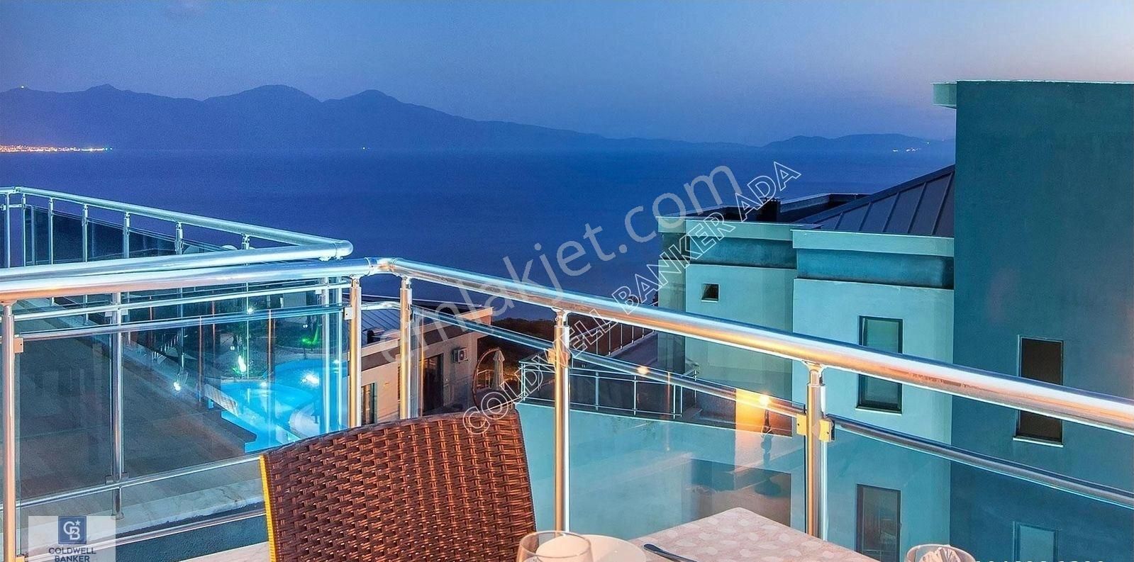 Kuşadası Panoramik Deniz Ve Olimpitik Havuz 1+1 Daire