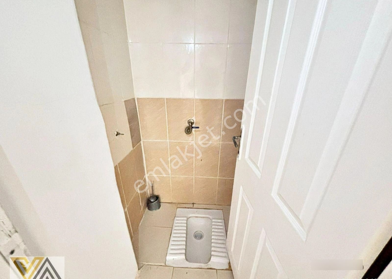 Valentia'dan Cadde Yakını Ara Katta Kiralık 3+1 Daire !!! - Görsel 9