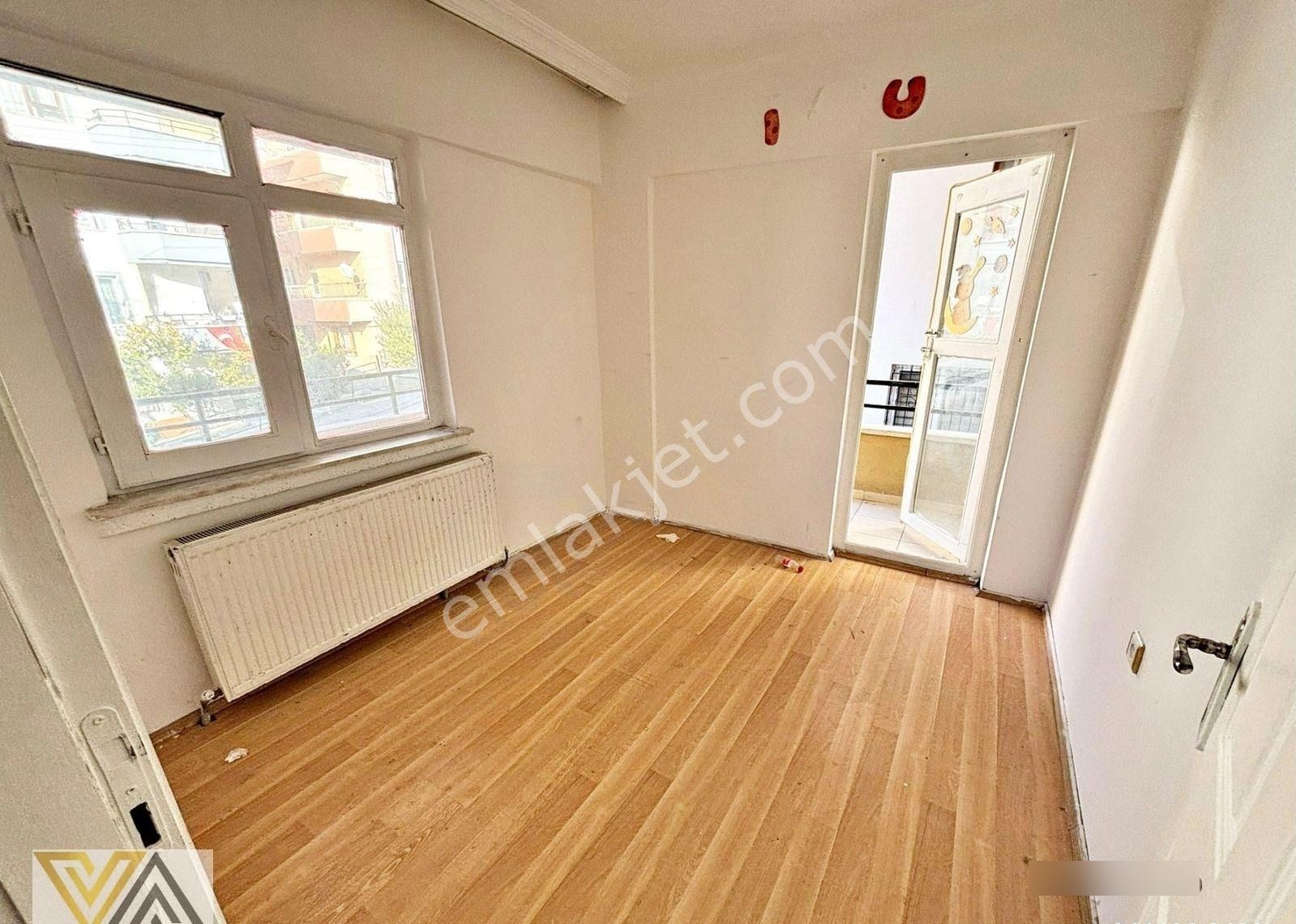 Valentia'dan Cadde Yakını Ara Katta Kiralık 3+1 Daire !!! - Görsel 6