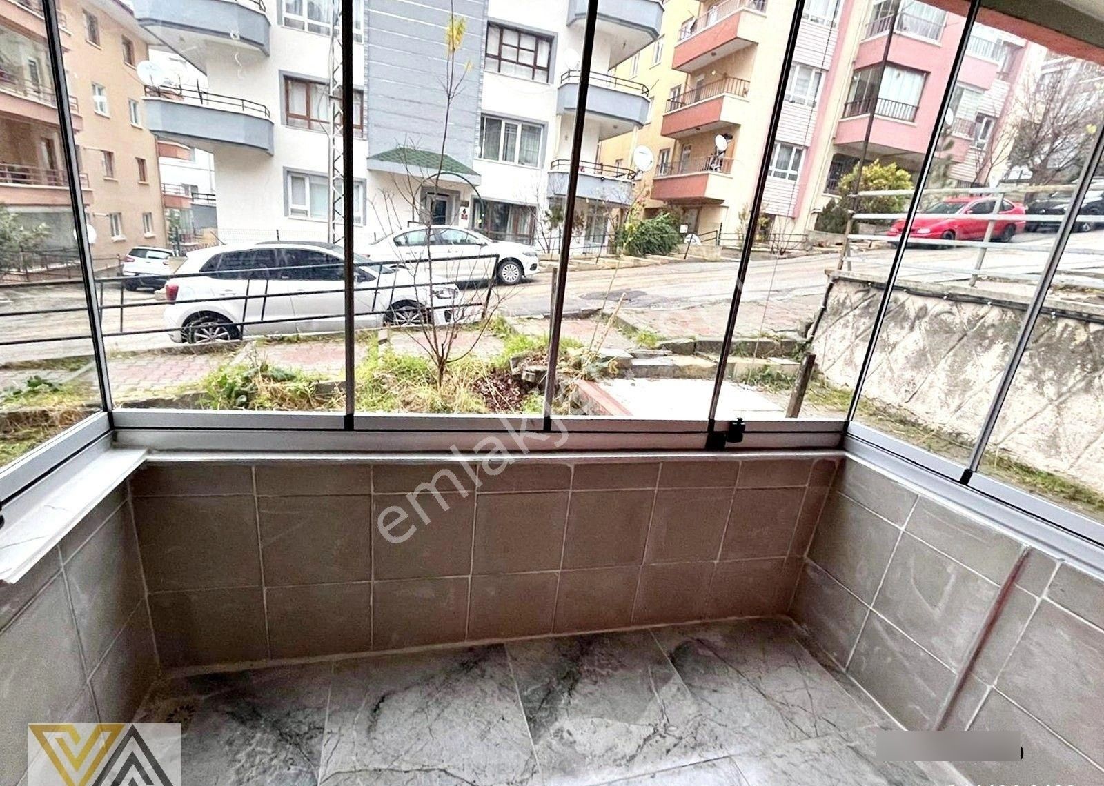 Valentia'dan Cadde Yakını Yüksek Giriş 2+1 Satılık Daire !!! - Görsel 4