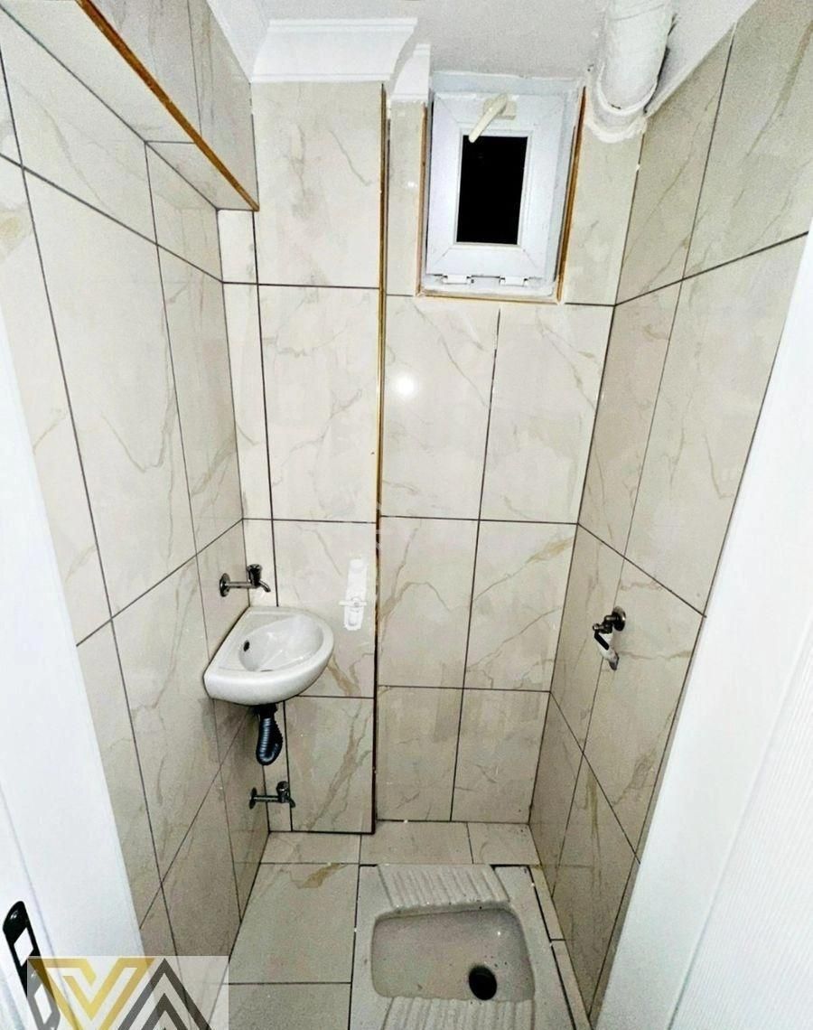 Saimekadın Göbek Yakını Kat Konumunda Ful Yapılı Satılık Daire - Görsel 8