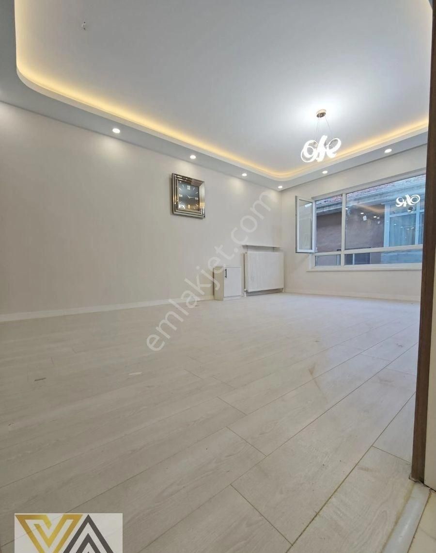 Valentia'dan Turan Güneş Bulvarı Üzeri Full Yapılı Asansörlü Ara Katta Satılık 3+1 Daire !!! - Görsel 4