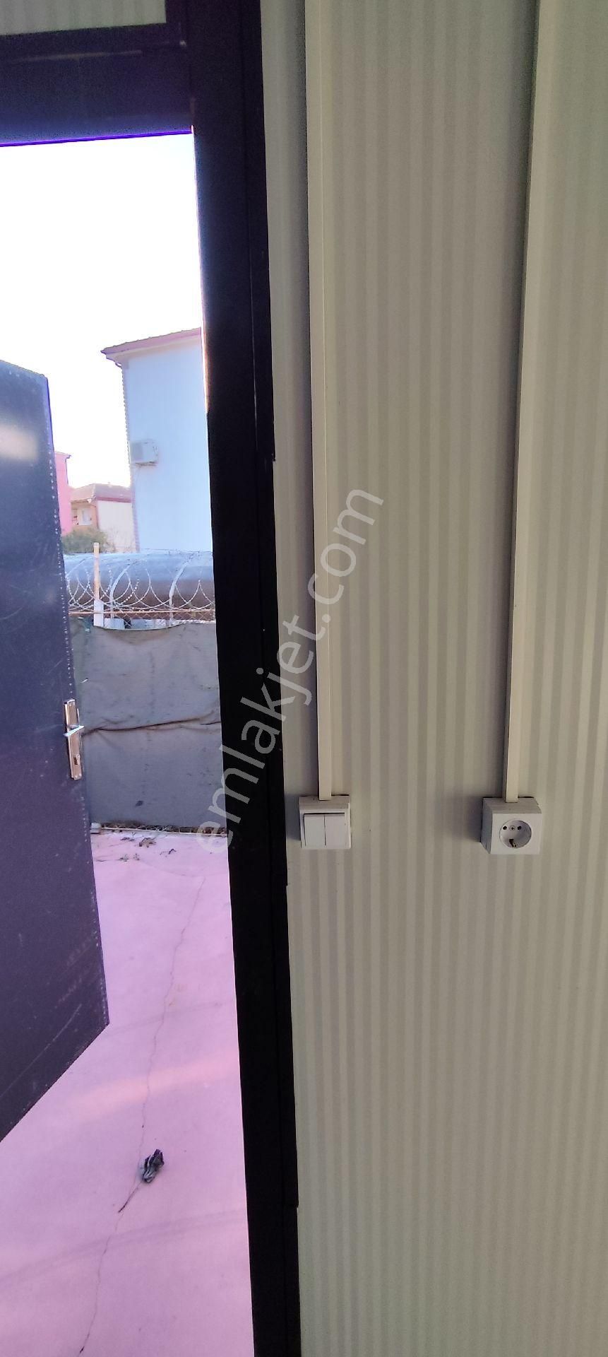 100 M² Beton Zeminli,etrafı Çevrili Tiny House’lu Kiralık Arsa - Görsel 10