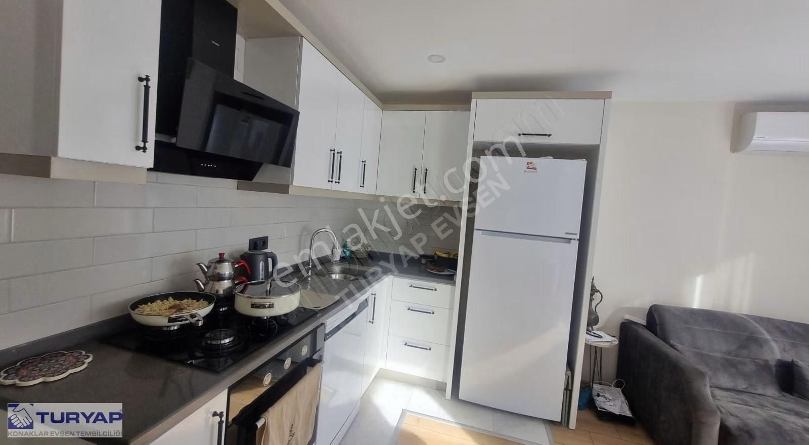 Serik'te Lüks Sitede Eşyalı Satılık 1+1 Daire - Görsel 8