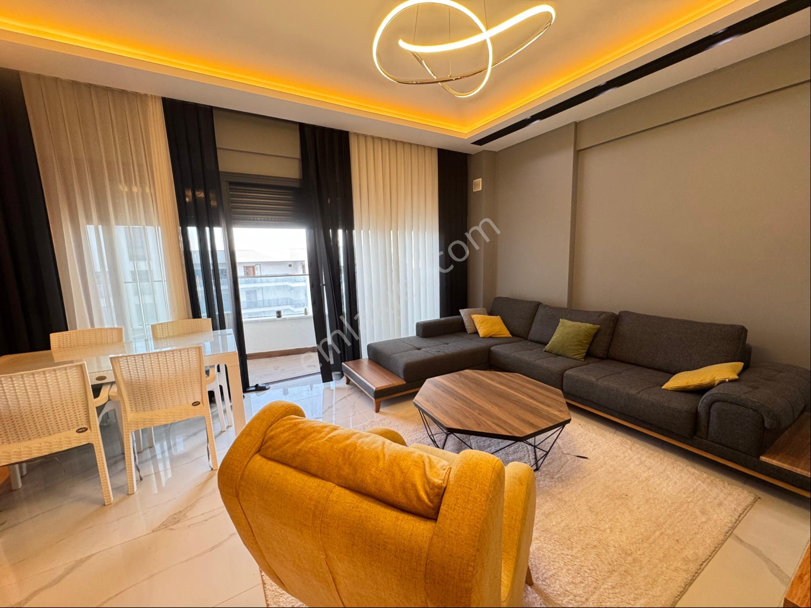 Kuşadasında Full Eşyalı Açık Kapalı Yüzme Havuzlu Özel İç Diyazynlı 3+1 Ferah Daire - Görsel 27