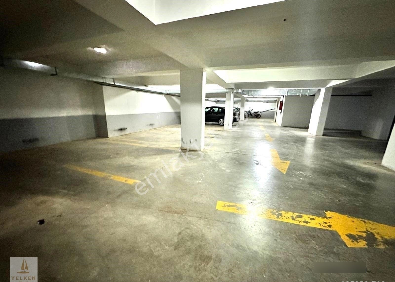 Suadiye'de Caddeye Marmaraya Yakın 3+1 Ebeveynli Fırsat - Görsel 25