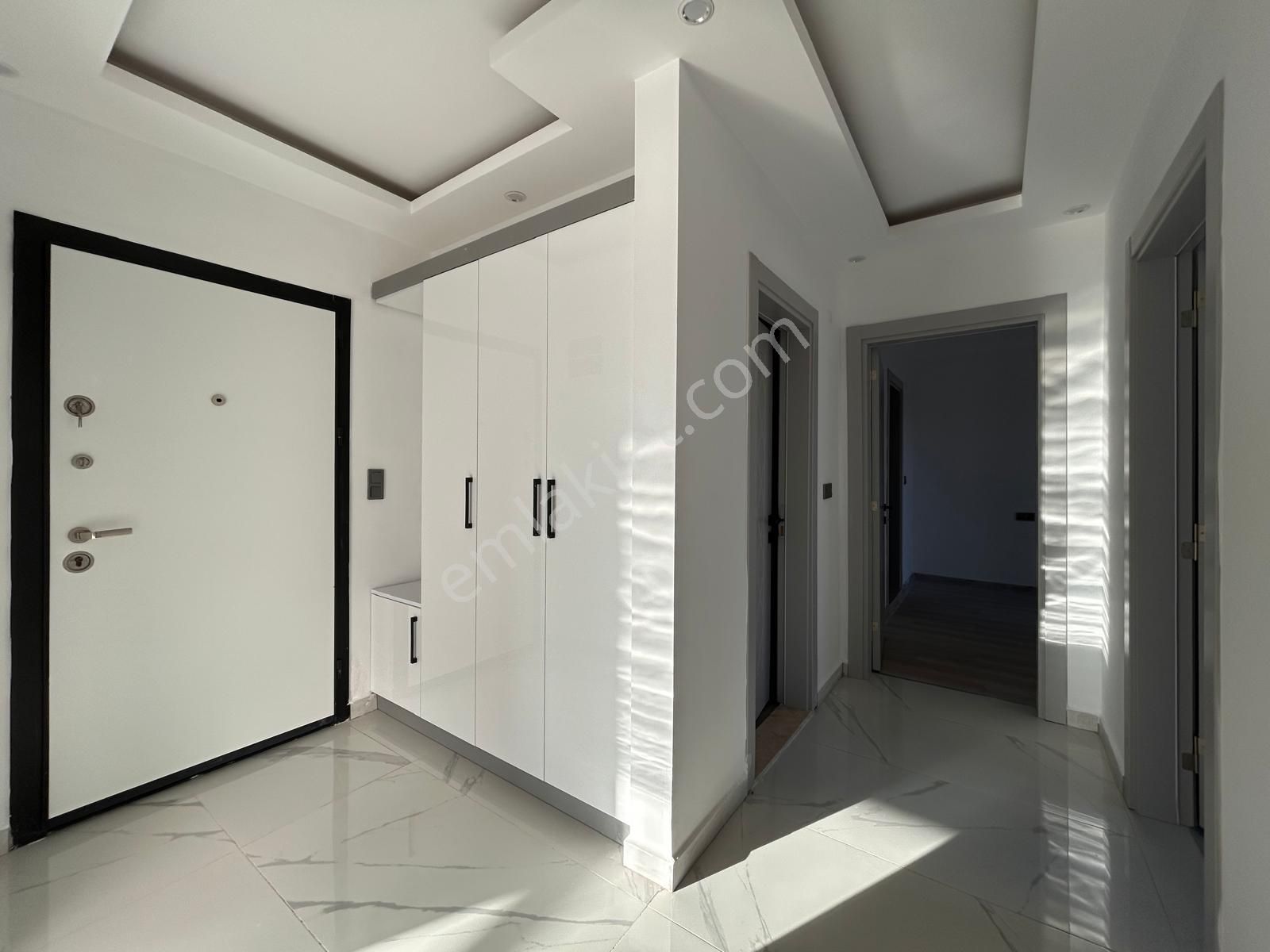 Burhaniye Bahçelievler Mahallesinde Bahçe Kullanımlı 2+1 Sıfır Daire - Görsel 18