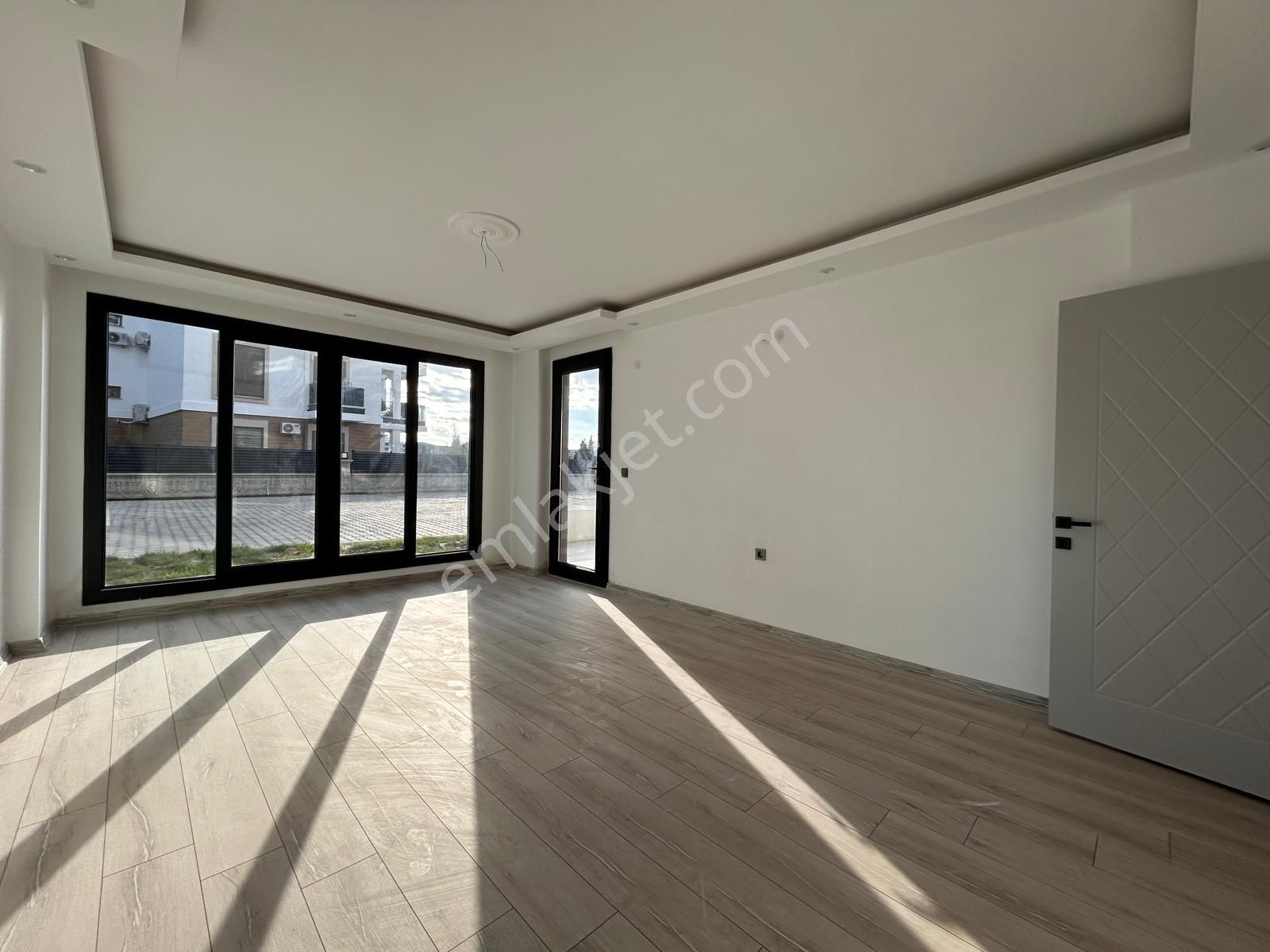 Burhaniye Bahçelievler Mahallesinde Bahçe Kullanımlı 2+1 Sıfır Daire - Görsel 16