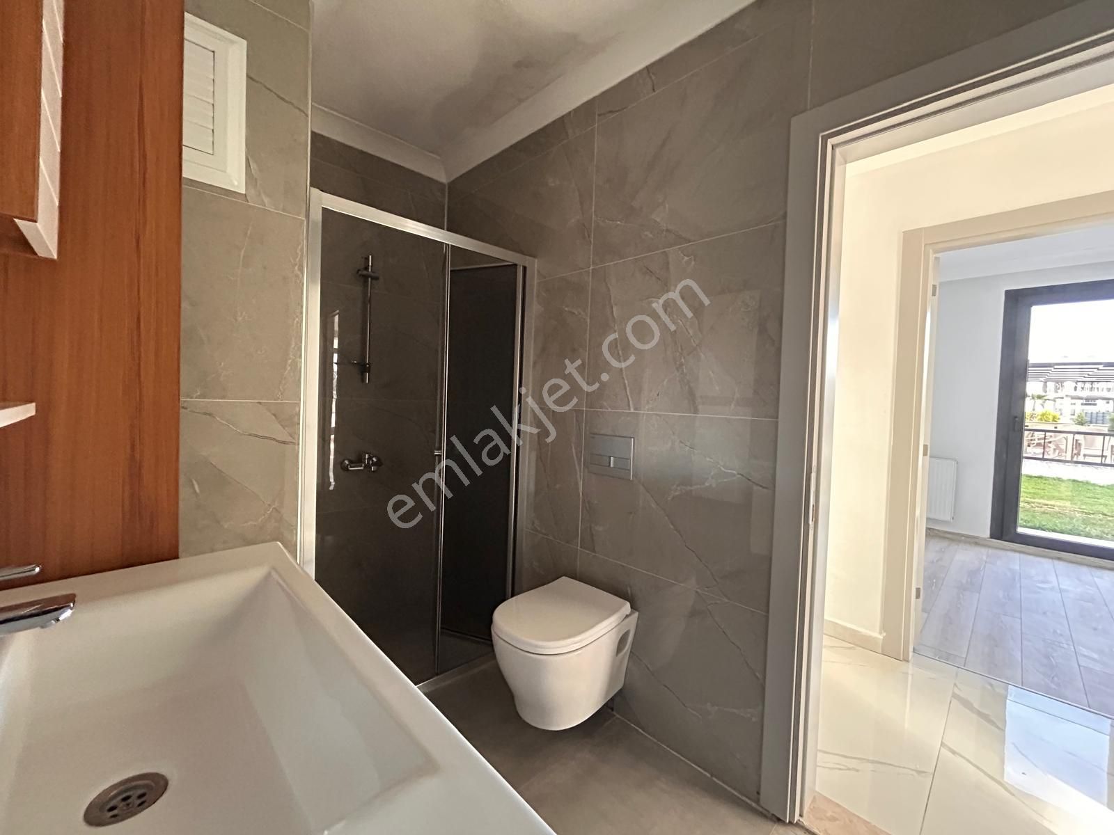 Burhaniye Bahçelievler Mahallesinde Bahçe Kullanımlı 2+1 Sıfır Daire - Görsel 20