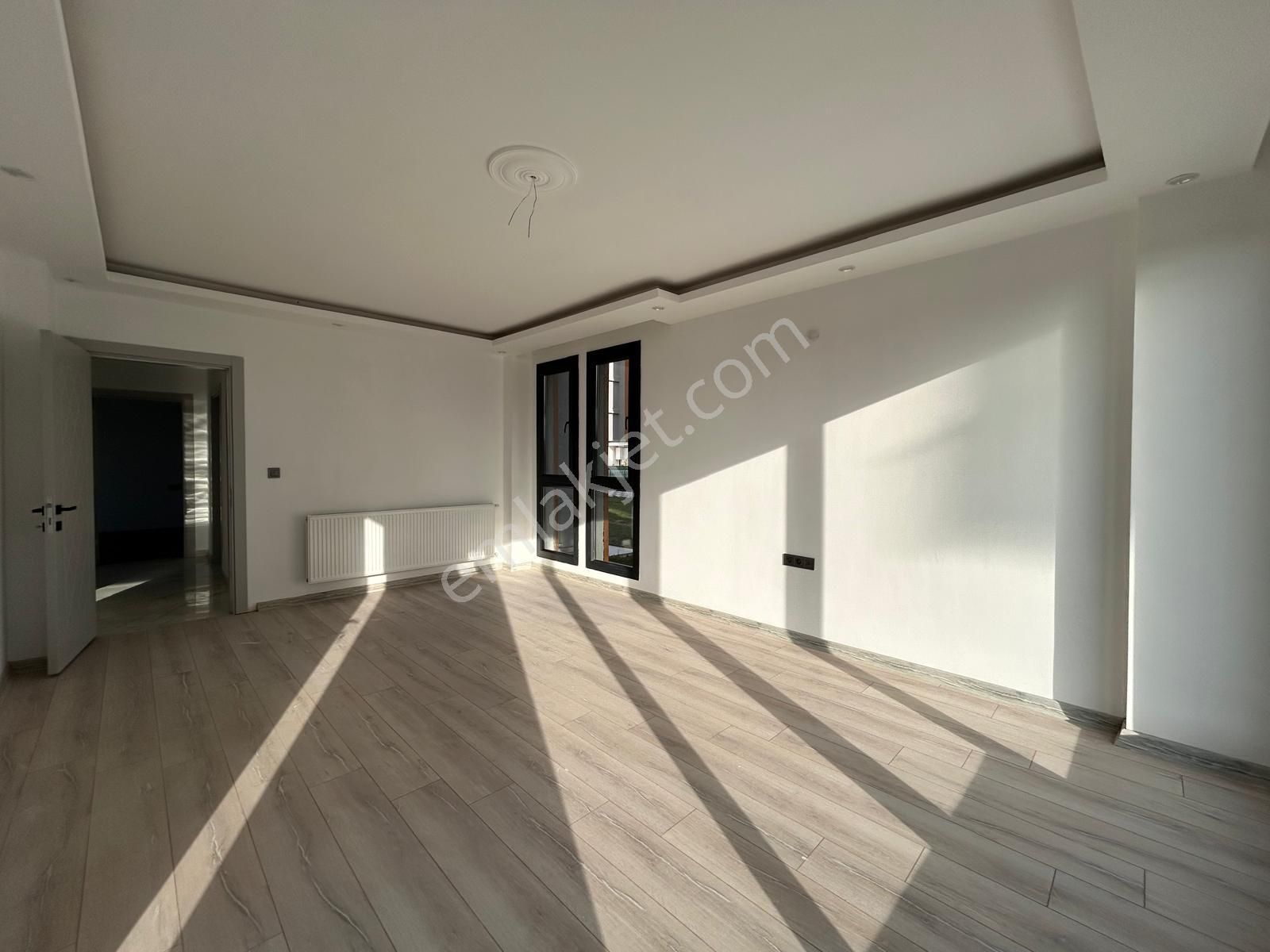 Burhaniye Bahçelievler Mahallesinde Bahçe Kullanımlı 2+1 Sıfır Daire - Görsel 17