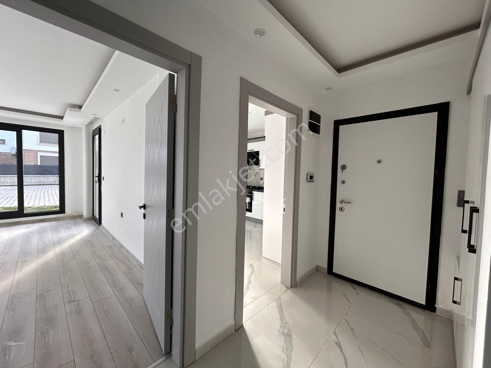 Burhaniye Bahçelievler Mahallesinde Bahçe Kullanımlı 2+1 Sıfır Daire - Görsel 29