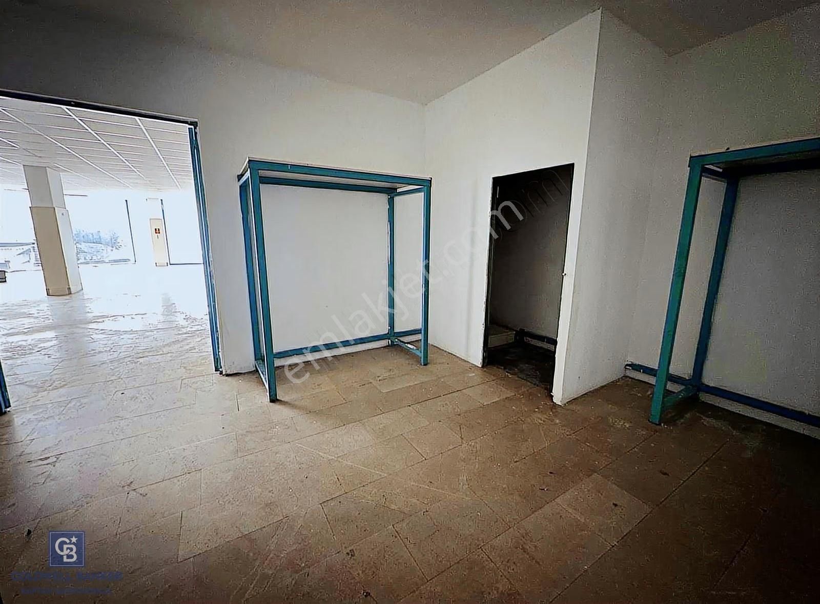 Maltepe Girne Mah Ana Cadde Cepheli 340m2 Dükkan Derviş'ten - Görsel 13