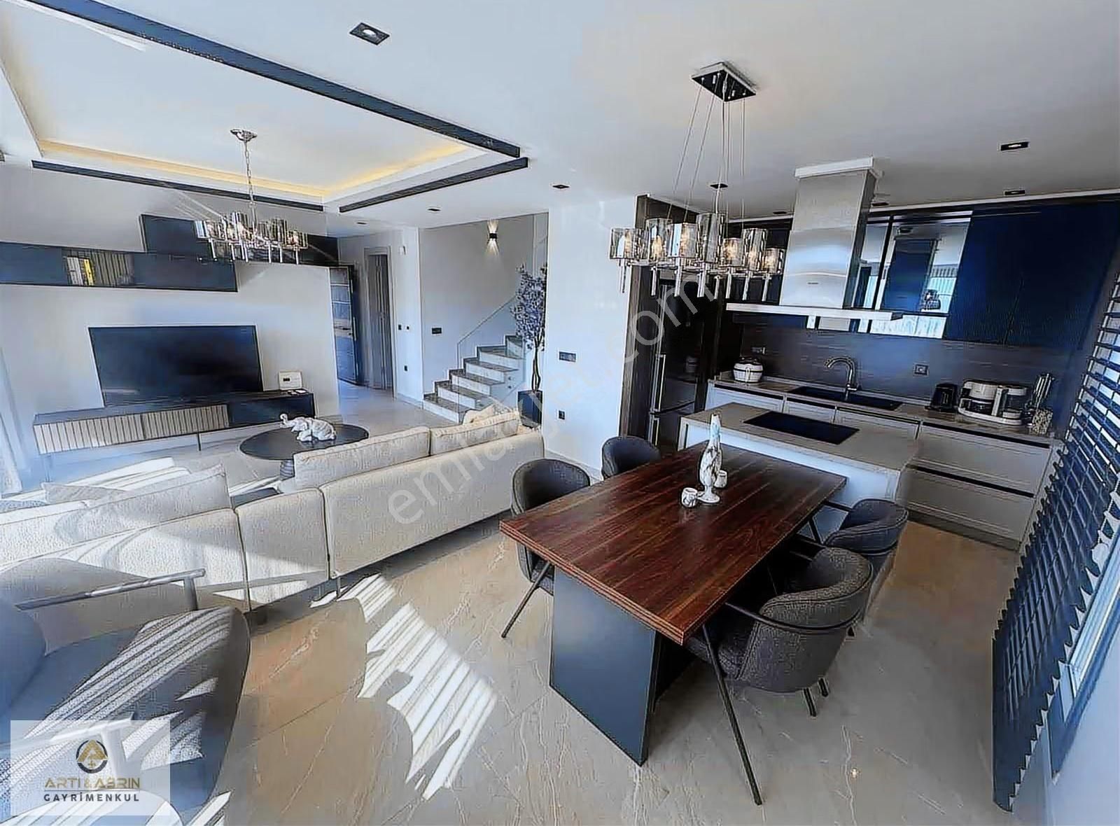 Davutlarda Müstakil Özel Havuzlu Geniş Bahçeli Villa - Görsel 8